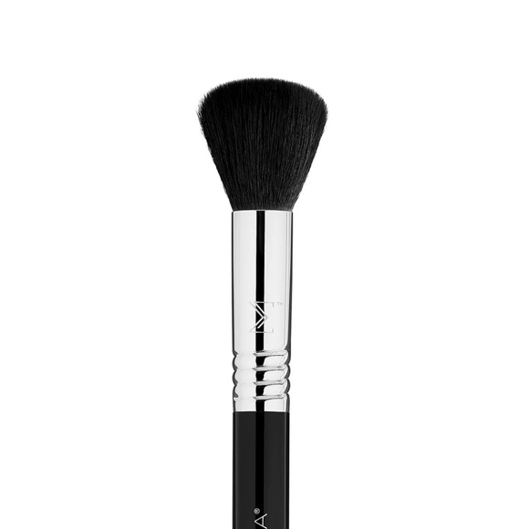 Sigma Contour Make-up Brush (F05) Chrome / Synthetic Antimicrobial Fibers / NIB - Picture 2 of 6